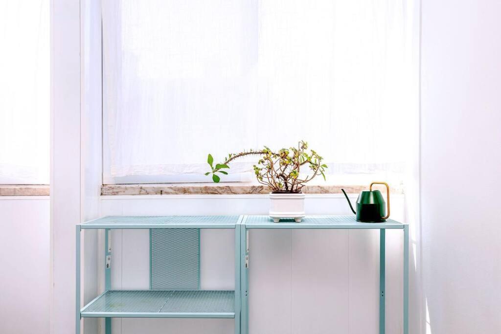Cozy Bright Space With Landscape And Air Conditioner Лиссабон Экстерьер фото